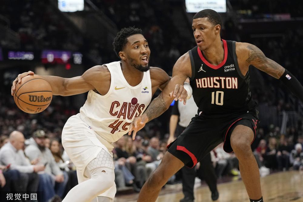 奔袭突破两 奔袭突破两