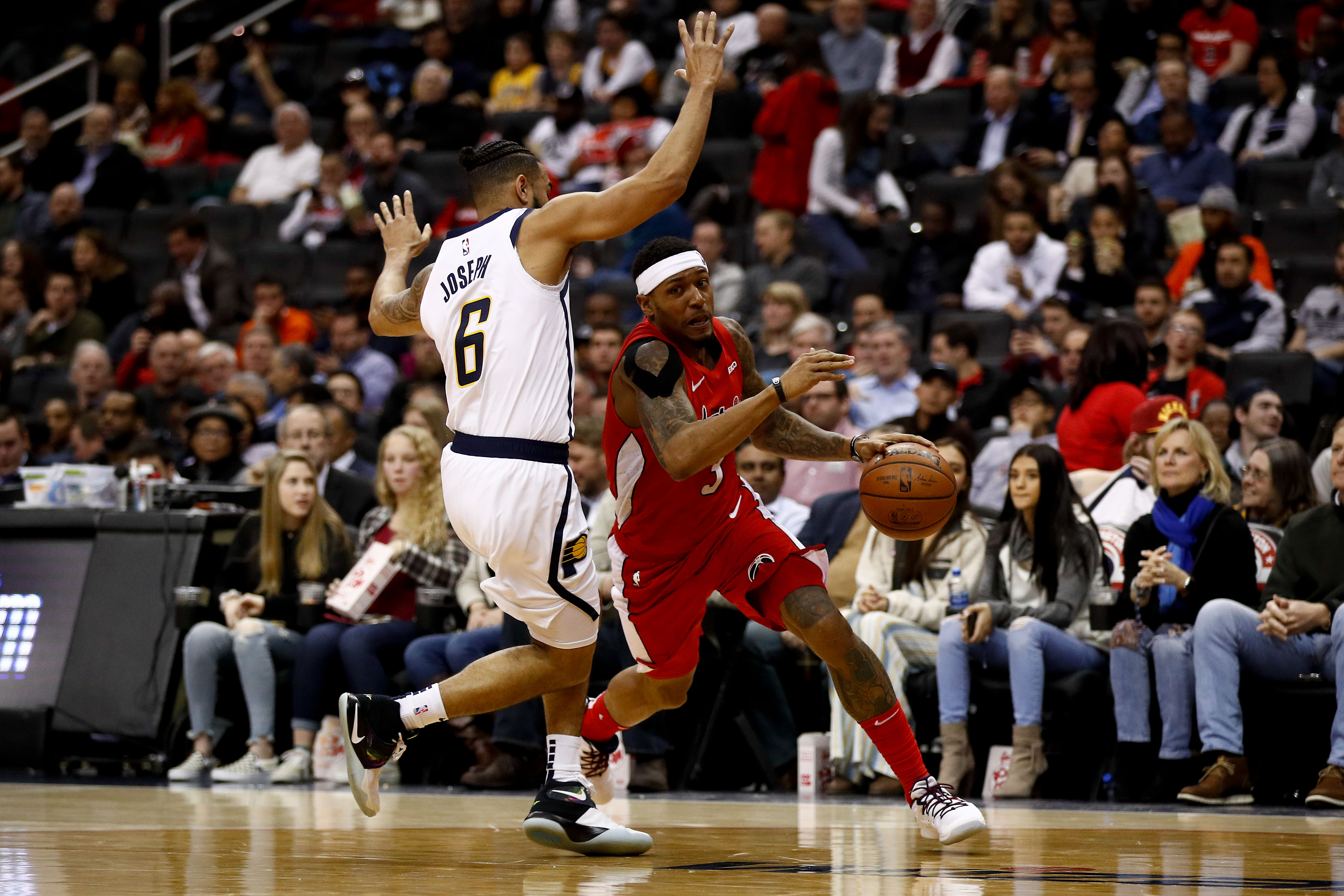 马丁内斯等 马丁内斯等