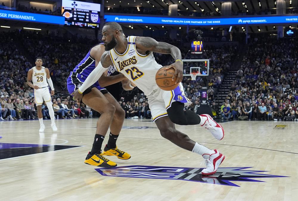 充满争议的 充满争议的